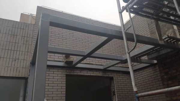 农村钢结构阳台材料（钢结构阳台搭建）-图1