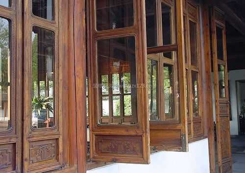 户外木门窗材料（做木门窗用什么木材）-图1