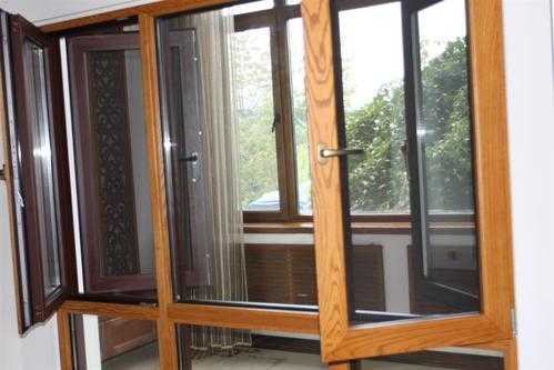 铝木复合门窗的价格（铝木复合门窗和铝合金门窗的区别）-图1